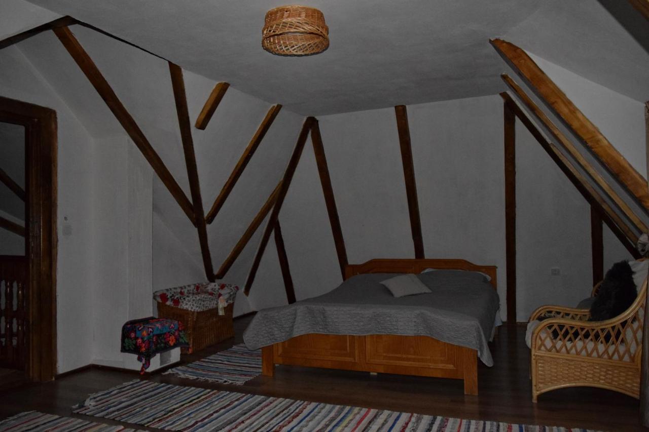 Vila Casutele Bunicii Ocna Şugatag Exteriér fotografie