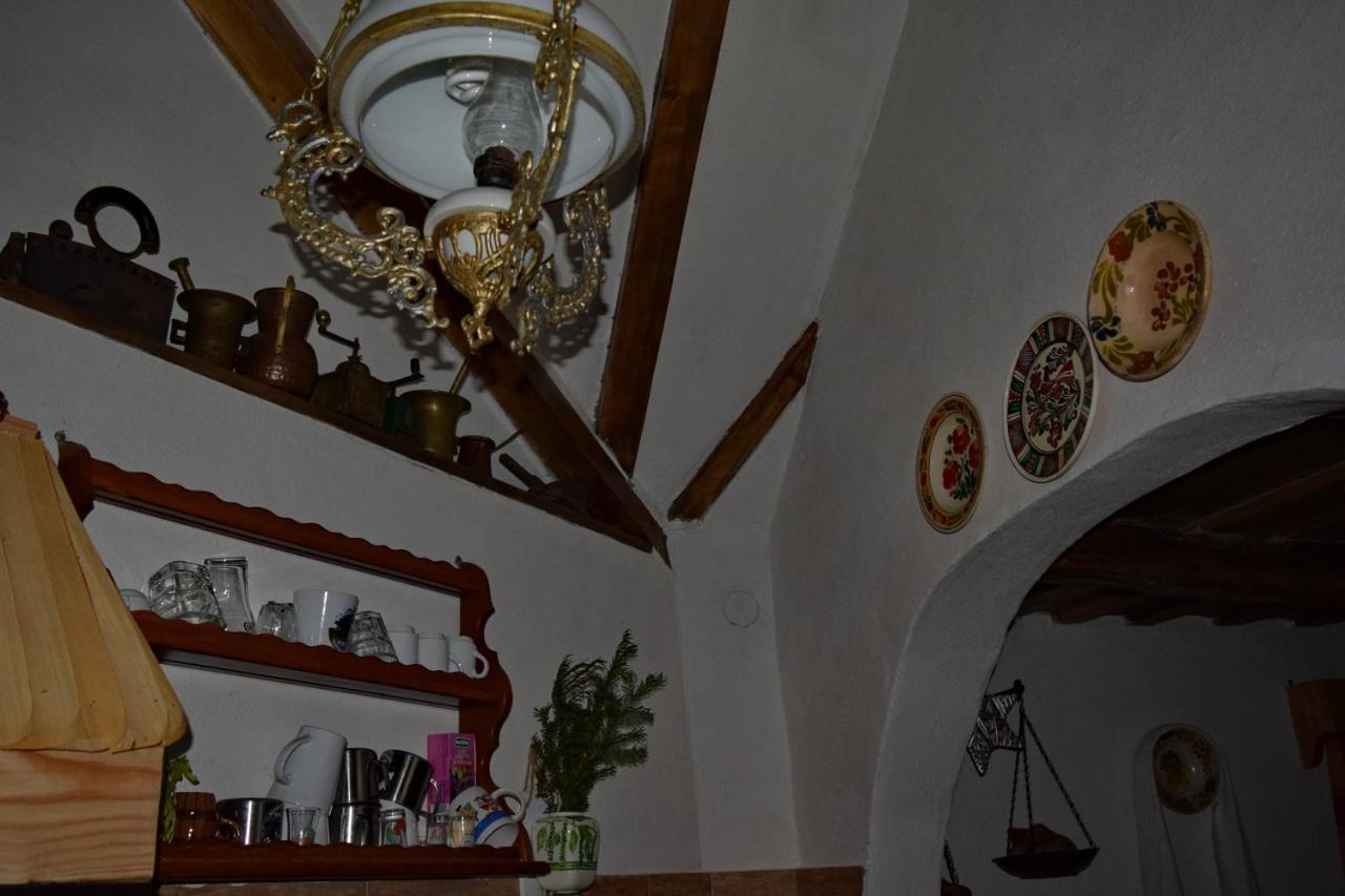 Vila Casutele Bunicii Ocna Şugatag Exteriér fotografie