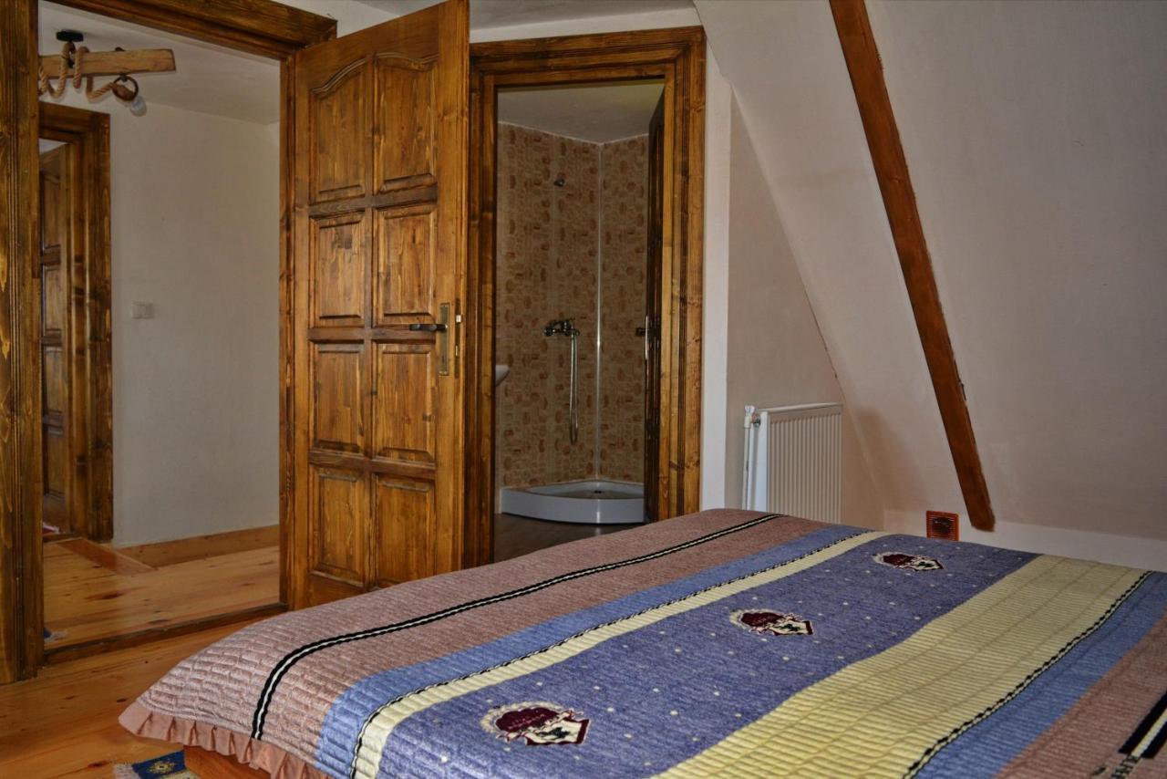 Vila Casutele Bunicii Ocna Şugatag Exteriér fotografie